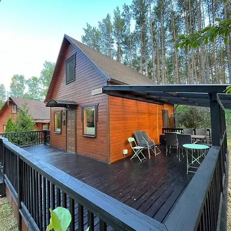 Holiday home Caloroczny Hawaje Nad Jeziorem Kazub *