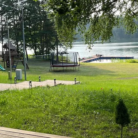 Dom wakacyjny Caloroczny Hawaje Nad Jeziorem Kazub Cieciorka