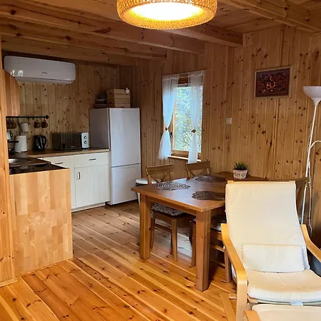 Caloroczny Hawaje Nad Jeziorem Kazub