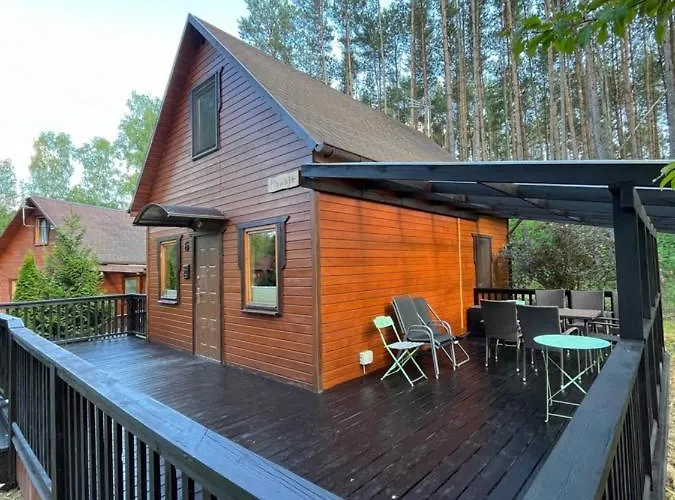 Prázdninový dům Caloroczny Hawaje Nad Jeziorem Kazub *