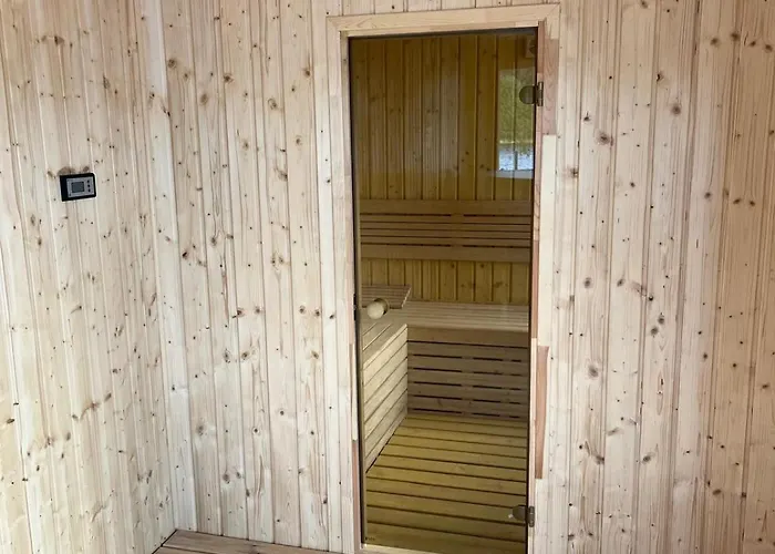 Caloroczny Hawaje Nad Jeziorem Kazub Prázdninový dům Cieciorka